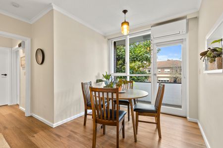 7/125 Locksley Road, Ivanhoe VIC 3079 - Photo 3