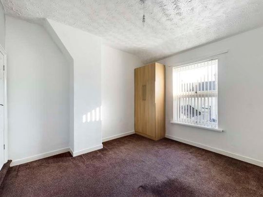 Newfield Street, Tunstall, Stoke-on-trent, ST6 - Photo 1