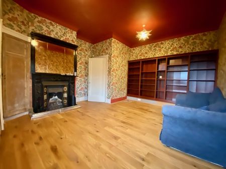 Botham Hall Road, Huddersfield - Photo 3