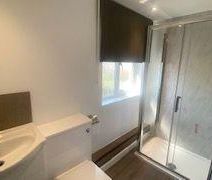 1 bedroom in a house share to rent - Photo 6