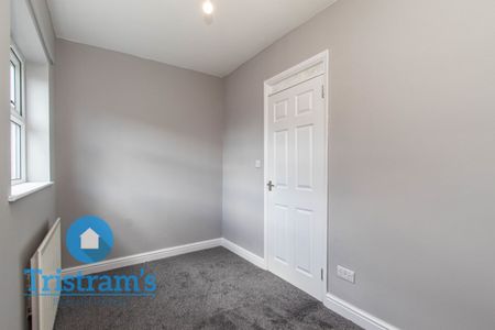 References Pending - 2 bed Semi-Detached House - Photo 3