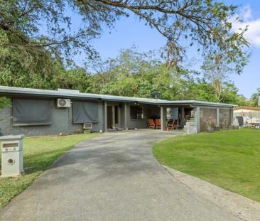 LARGE FAMILY HOME IN A1 LOCATION! - Photo 6
