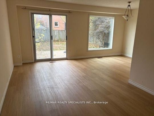 For Lease - 2210 Ridge Landing N/A, Oakville, Ontario - Photo 1