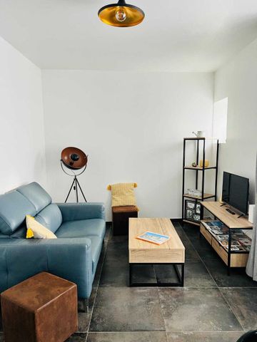 Location Appartement 2 pièces 55m² - Photo 3