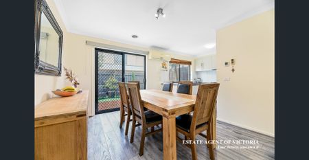 IMPECCABLE LIFESTYLE - Photo 2