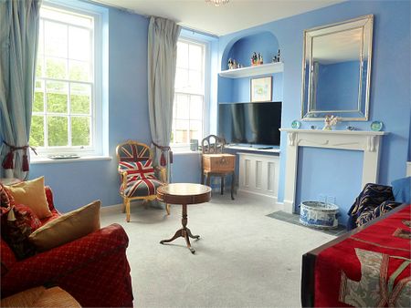 2 bedroom property to rent in Battersea - Photo 3