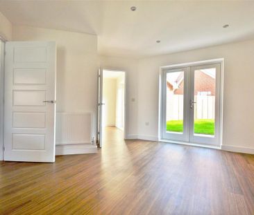 3 bedroom detached house to rent - Photo 1
