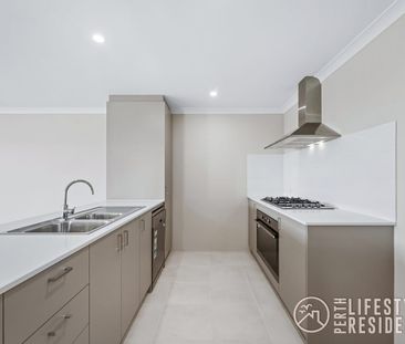 OPPOSITE THE PARK - Photo 5