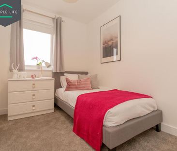 3 bedroom semi-detached house to rent - Photo 5