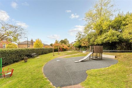 2 Bed Flat, The Grange, W13 - Photo 2