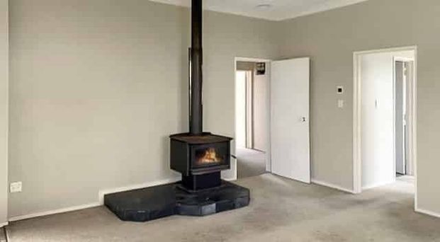 THREE BEDROOM COUNTRY LIVING - Photo 1