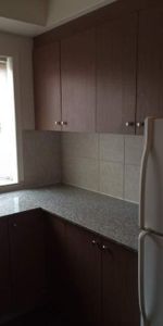 1 CH - 1 SDB - Côte Saint-Luc - $1,125 /mo - Photo 4