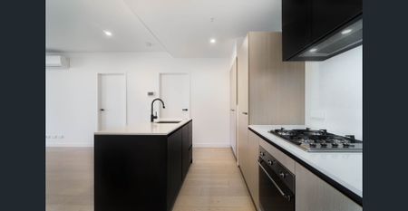 Stunning South Melbourne Location, Perfect inner-city lifestyle - Photo 2