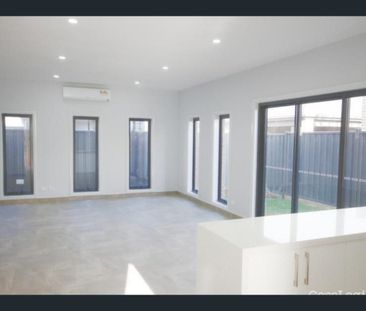 QUALITY WITH LUXURY RESIDENCE - Photo 1