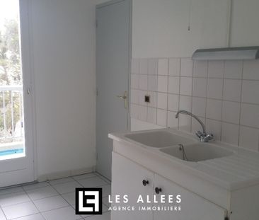 Dans résidence avec piscine - Photo 1