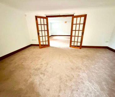 Brook Cottage, Ty Canol, NP44 - Photo 6