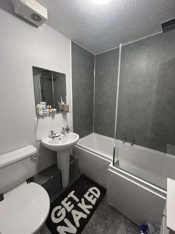 Finsbury Close, Warrington, WA5 - Photo 2