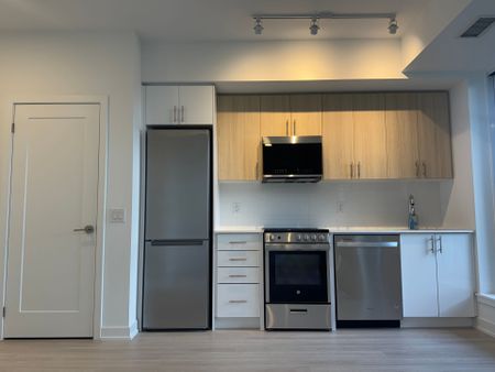 For Lease - 5105 Hurontario Street Unit# 339, Mississauga, Ontario - Photo 3