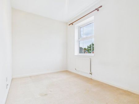 2 bedroom semi-detached house to rent - Photo 4