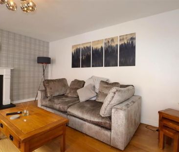 1 Rose Meadows, Lisburn, BT28 2FB - Photo 3