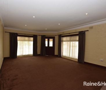 26 Caroline Street, Orange, NSW 2800 - Photo 4