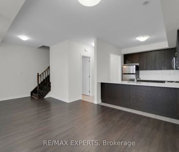 105 Kayla Crescent #10 - Photo 2