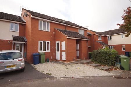 A 1 Bedroom Flat in Bishops Cleeve GL52 8TE - Photo 3