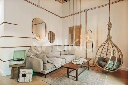 Apartamento de alquiler en Carrer del Torrent de Les Flors, Vila de Gràcia - Photo 2