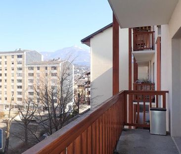 Location Appartement 1 pièce 32m² CHAMBERY 73000 - Photo 1