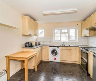 Banister Grange, Southampton, Banister Road - Photo 1