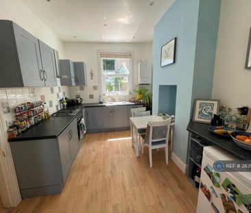 2 bedroom terraced house to rent - Photo 6