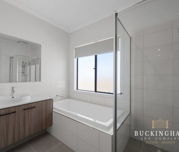 Brand New 4 Bedder - Photo 5