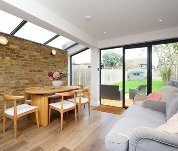 Hersham Road, WALTON-ON-THAMES, KT12 - Photo 1