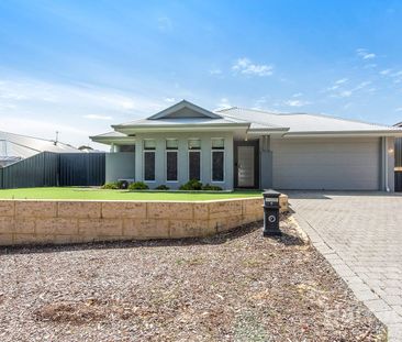 Contemporary Family Oasis - Photo 5