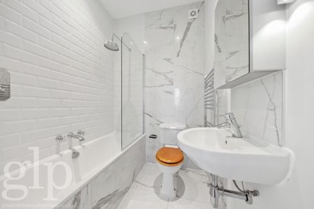 3 bedroom flat to rent - Photo 5