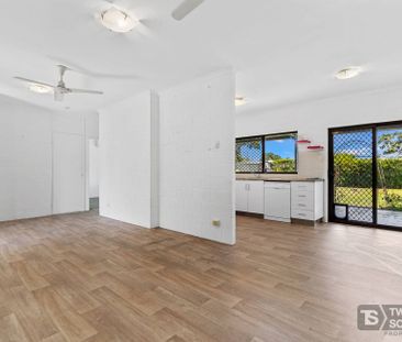 37 Cracknell Road, White Rock - Photo 6