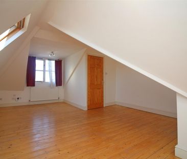 5 Bedroom House To Let - Photo 2