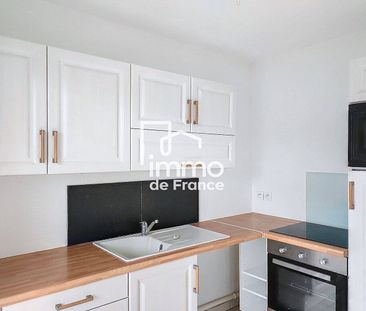 Location appartement 2 pièces 43.36 m² à Valleiry (74520) CENTRE - Photo 2