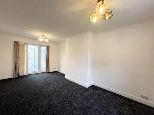 3 bedroom apartment to rent - Photo 1