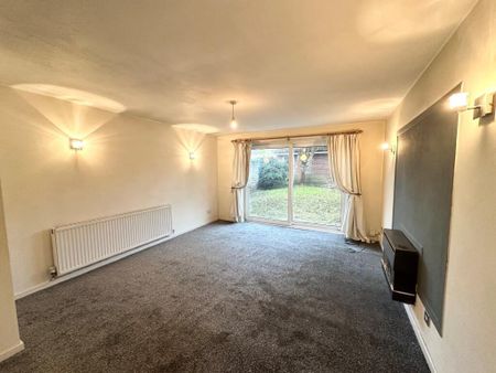 2 Bed Semi-Detached House, Nuthall Road, NG8 - Photo 2