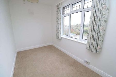 Devizes Road, Hilperton, BA14 - Photo 3