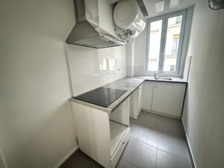 APPARTEMENT T2 A LOUER - PARIS 17EME ARRONDISSEMENT - 37.31 m - 1 310 € - Photo 2