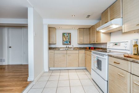 For Lease - 6 Davis Road Unit# Lower, Aurora, Ontario - Photo 4