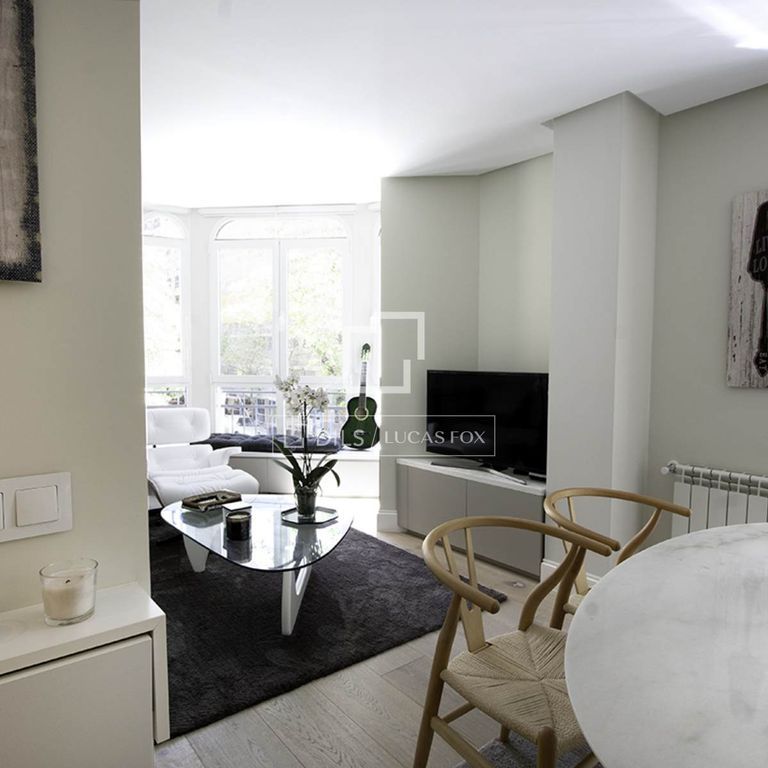 Luxury Apartment for rent in Madrid, Spain - Photo 1