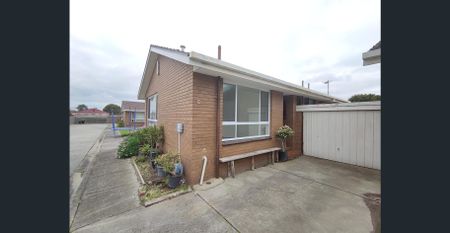 Central Location, Low Maintenance - Photo 2