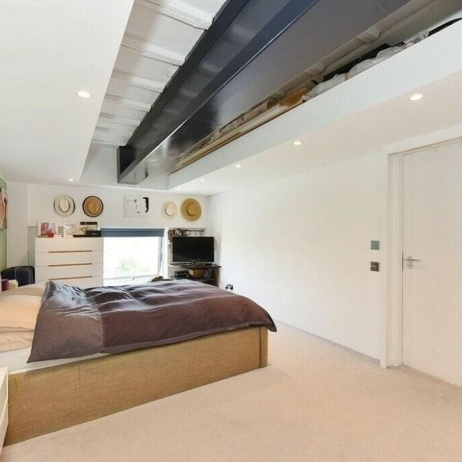 3 bedroom apartment to rent - Photo 1