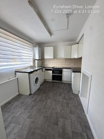 2 bedroom terraced house to rent - Photo 4