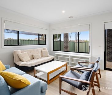 MODERN & STYLISH LIVING IN A QUIET THURGOONA COURT - Photo 2