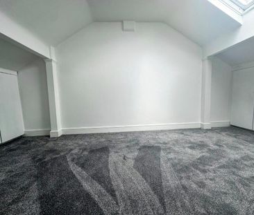 Harlow Road, Rainham, RM13 - Photo 1