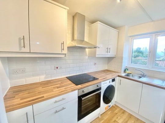 Parsonage Road, Grays, Property for rent - Photo 1